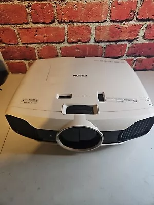 Epson Home Cinema 5030ub Projector • $200