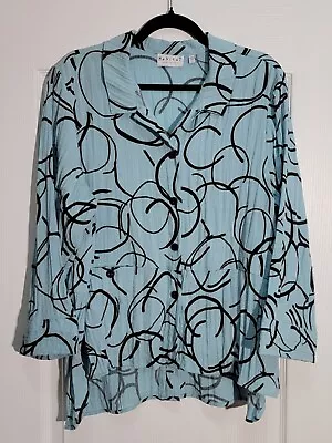 Habitat Clothes To Live In Shirt Women's Size Large Textured Crinkled Button Up • $29.99