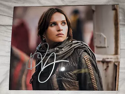 Felicity Jones 10 X 8 Hand Signed Photo With COA • £9.59