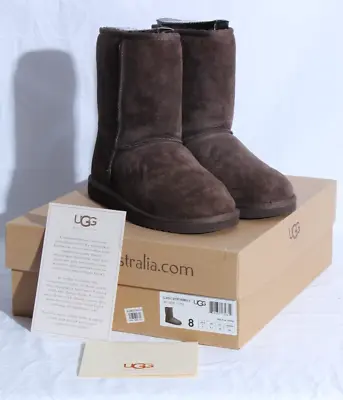 UGG Women Boots Classic Short Chocolate 5825-CHO Size 8 • $125