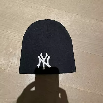 NWOT New York Yankees Black And White Beanie One Size • $13.99