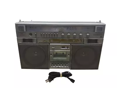 Vintage 80s Realistic SCR-8 Stereo Boombox Silver 14-778 • $299.99