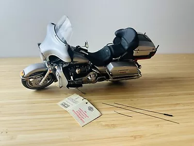 Rare 2003 Harley Davidson Ultra Classic Electra Glide Model 1:10 Franklin Mint • $135