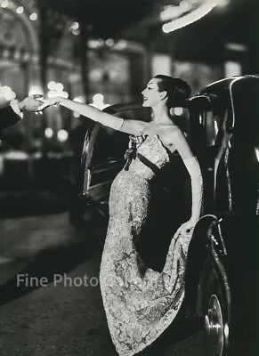 $189.26 • Buy 1955 Vintage RICHARD AVEDON Paris Female Fashion DOVIMA Large Duotone Photo Art