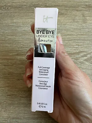 It Cosmetics Bye Bye Under Eye Illumination Haute Waterproof Concealer • £10.99