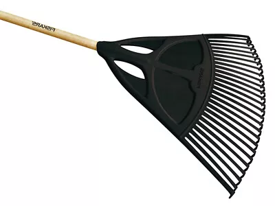 Fiskars Classic Large Leaf Rake • £17.55