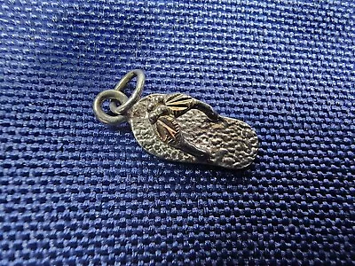 Grandma Grabe's Beautiful Vintage 925 Sterling Silver Flip Flop Sandal Pendant • $0.75