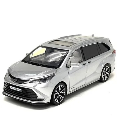 1:24 Toyota Sienna Mini Van Silver • $19.99