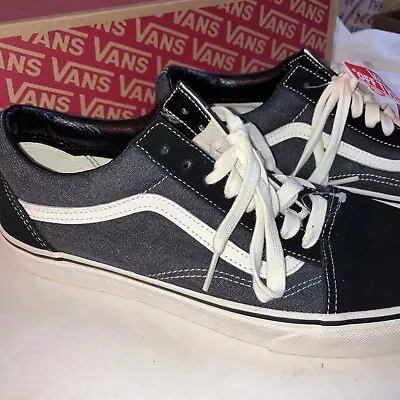 VANS Old Skool. Black Denim. Sz 10. VN0A5JM1Q47. (BIN SH1-1800) • $53.96