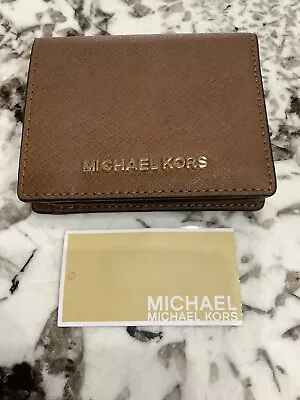 NWT M Kors Luggage Leather Flap Card Holder Jet Set Organizer Wallet • $39.99