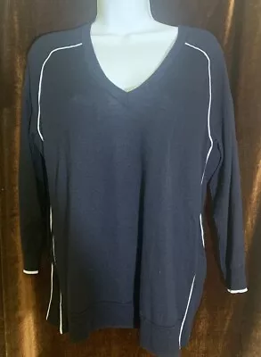 A240317 J. Crew Black Merino Wool Sweater Size S • $15.99