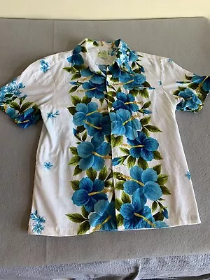 VINTAGE Ui Maikai Men Button Up Shirt Large Floral Hawaiian 50s 60s • $85