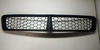 2008-2009 Pontiac G8 GXP Lower Bumper Grill New GM 92213351 • $89