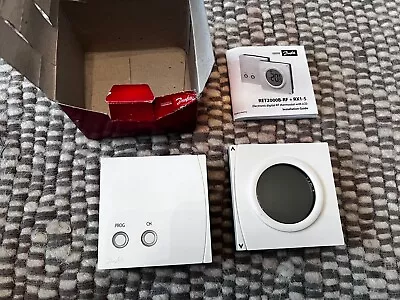 Danfoss RET2000B-RF+RX1S Digital Room Thermostat+ Receiver 087N644400 • £49