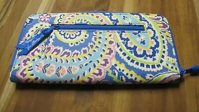 Vera Bradley 2007 Pre-owned Great Condition Passport/Credit Card Holder Wallet  • $16.98