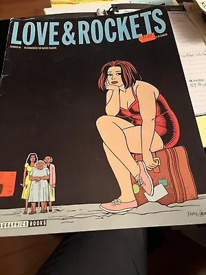 Love & Rockets #40 (Fantagraphics 1993) Gilbert Jamie & Mario Hernandez • $4.99