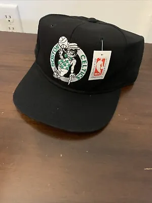 Vintage 90’s Boston Celtics Snap Back Hat • $49.99