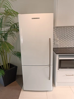 $650 • Buy Fisher & Paykel 442L Bottom Mount Fridge & Freezer - E442BLE5