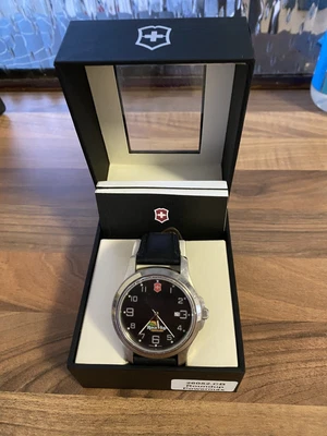 £21 • Buy Men’s Watch Swiss Army Victorinox