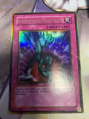 Bottomless Trap Hole GLD2-EN045 Gold Ultra Rare Limited DMG Edison Yugioh • $5.52