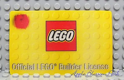 $1.99 • Buy NEW Lego Minifig Official LEGO BUILDER LICENSE -Yellow Party Favor Hologram Card