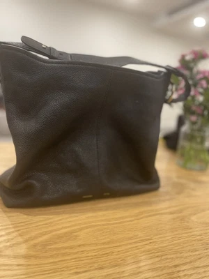 $99 • Buy OROTON ‘Tessa Hobo’ Bag In Black Pebbled Leather +VGC