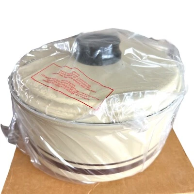 £73.04 • Buy Vintage Meyer Stanhomes 4 QT Saucepan Porcelin On Aluminum New In Box