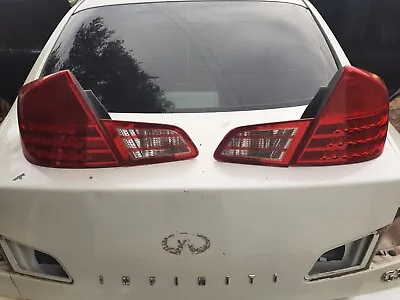 2003-2004 Infiniti G35 Sedan Tail Light Assembly LED LH RH Complete Oem • $150