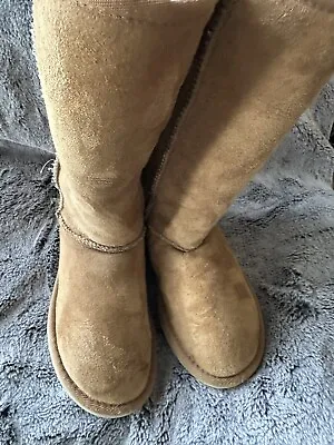 Ugg Women's Brown Shearling Boots - Size 5. Classic Tall • $42.75