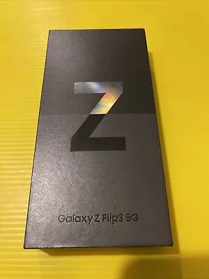 $499 • Buy Samsung Galaxy Z Flip3 5G SM-F711B - 128GB - Phantom Black Samsung Waranty 12/23