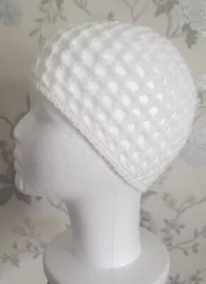 WHITE SPARKLE CROCHET MESH SKULL CAP HAT 70s Fancy Dress Party ABBA HAT 60s • £7.99