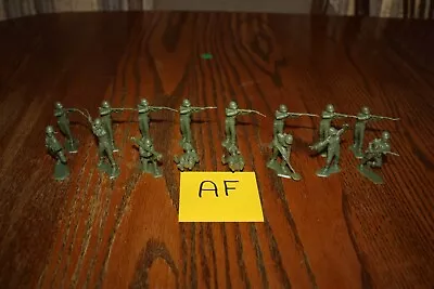 Marx Army Battleground 16-Piece Lot Of Vintage American Soldiers Tank AF - MPC • $23.99