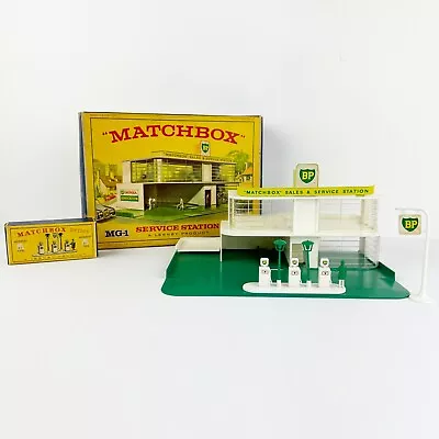 Vintage Matchbox MG-1 BP Service Station & Accessory A-1 Garage Pumps W/ Boxes • $380