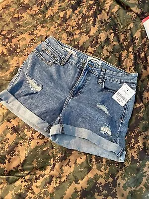 New Vigoss Denim Shorts- Medium / 28 • $6