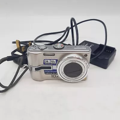 Panasonic LUMIX DMC-TZ3 7.2MP Digital Camera - Silver (#H1/21) • £9.99