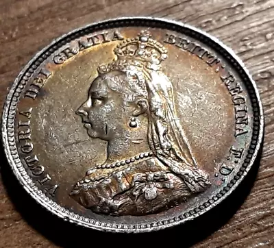 Nice Victoria Solid Silver Shilling 1887 • £8.99