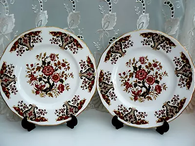 Pair  Colclough  ** Royale ** Salad/small Dinner  Plates   ** More Available ** • £8