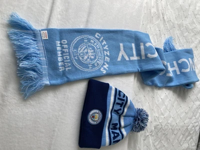 £10 • Buy Manchester City Hat And Scarf Set