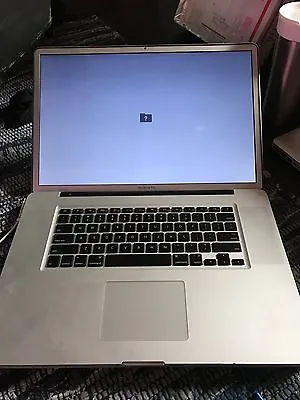 Apple MacBook Pro 17  Laptop - Mid 2009 - Casing Only . Works 100% • $299