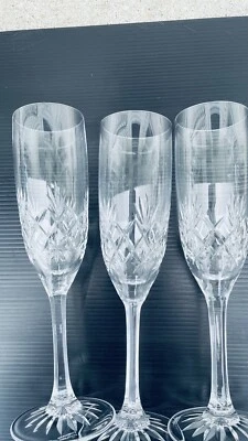 $75 • Buy 3 Edinburgh Scotland Crystal Cut Champagne Flute Signed Vintage 8 1/4”
