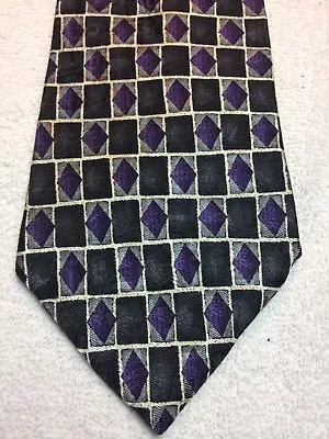 Van Heusen Mens Tie Purple Black And Gray 4 X 57 New With Tags • $17.19