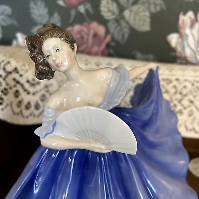 Beautiful Royal Doulton Elaine Figurine - Pretty Ladies - Hn 2791 - 1979 • $25