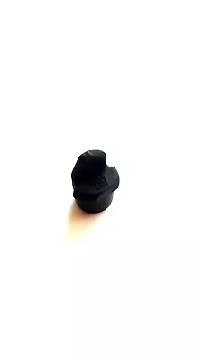 £3.79 • Buy Genuine Stihl Plug 1121 647 7002 Chainsaw 024, 026, 064, MS240, MS260 Spares