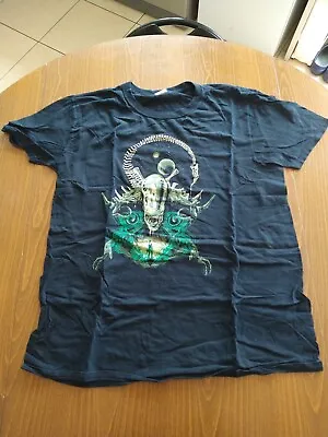 Qwertee Aliens Large Mens T-Shirt • £10
