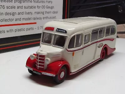 EFE / GILBOW - BEDFORD OB COACH - Sheffield United- 1/76 SCALE / 00 GAUGE  20113 • £10.99