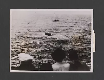 Luxury Liner REX Sends Lifeboat To Sinking Yacht  LA DAHAMA   Press Photo  1930s • $4.96