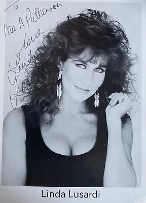 LINDA LUSARDI PAGE 3 MODEL EMMERDALE BROOKSIDE Signed Autograph PHOTO POW#99 • £3.39