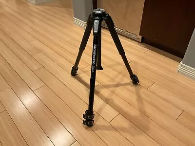 Manfrotto 190X Aluminum Tripod - Perfect For Photos Video & Live Streaming • $20