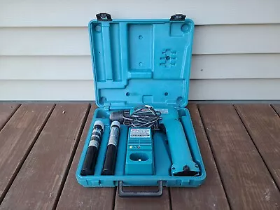 Makita Cordless Driver Drill 6095D 9.6V Kit With DC9700A Charger & Case • $29.99