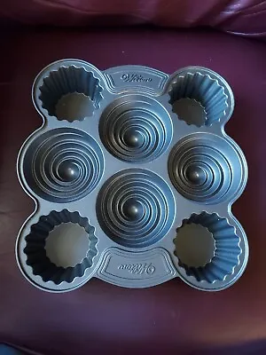 Wiltons Nonstick  4 Large Cupcake Pan ~top & Bottom~ Used Once! • $12.99